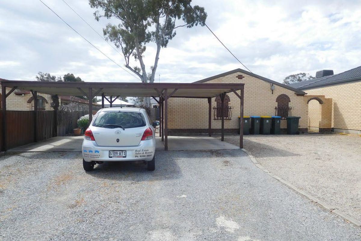 2 / 7 Estherbinks Avenue, Greenacres
