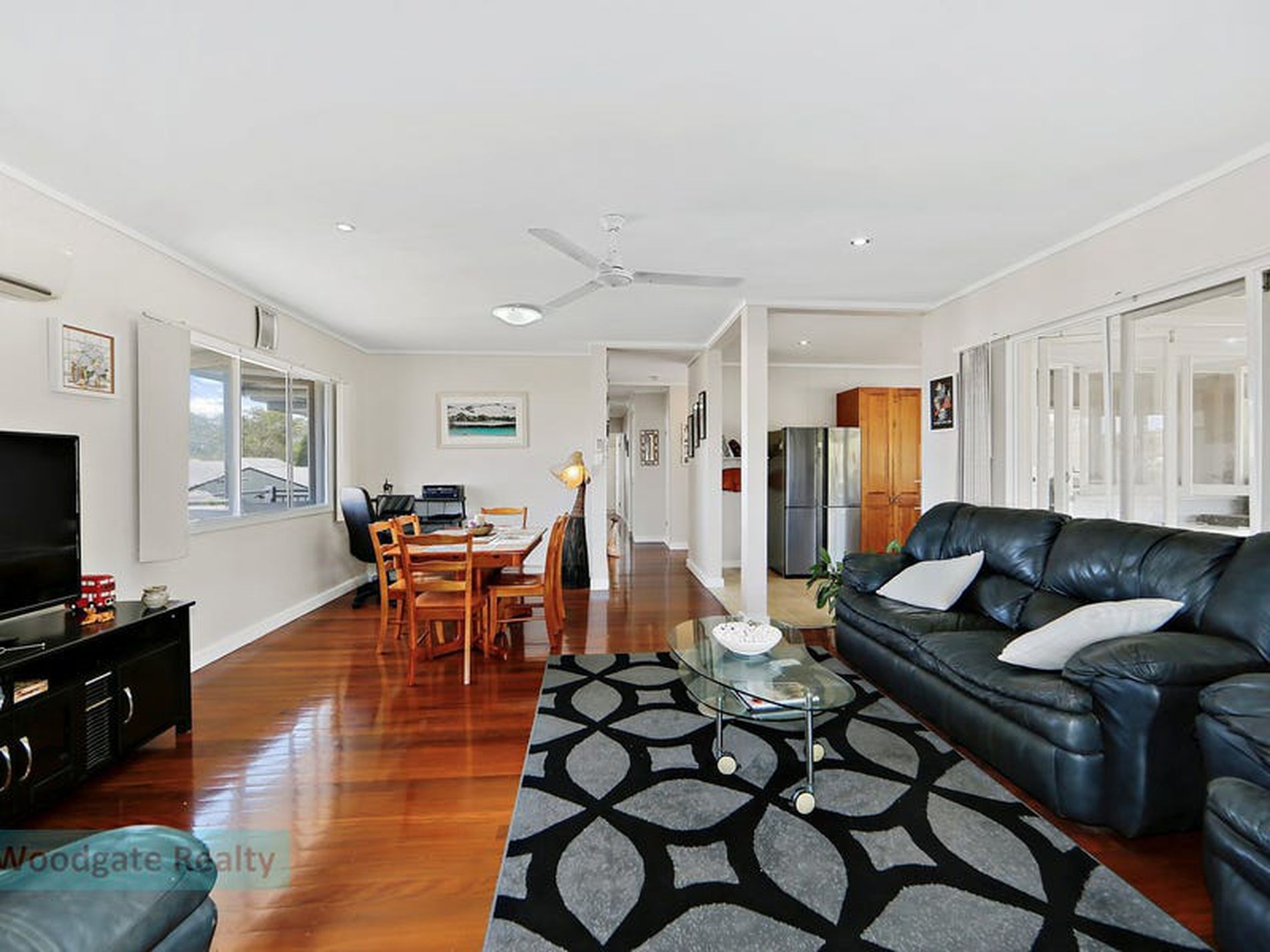 2 Wollemi Cl, Woodgate