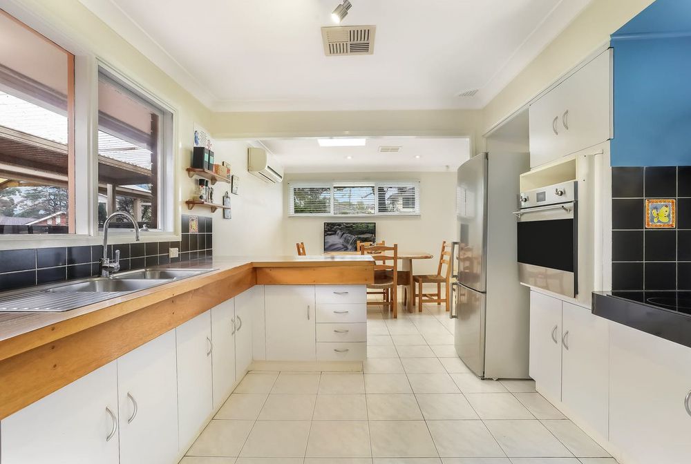 10 Eynham Road, Milperra