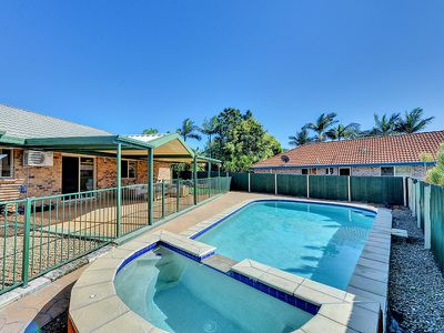 17 Barron Crt, Hillcrest