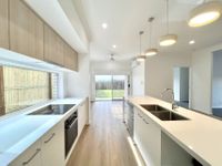 62 Austin Way, Park Ridge