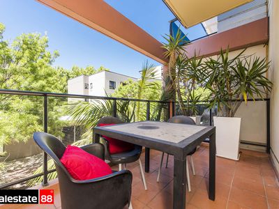24 / 122 Mounts Bay Road, Perth