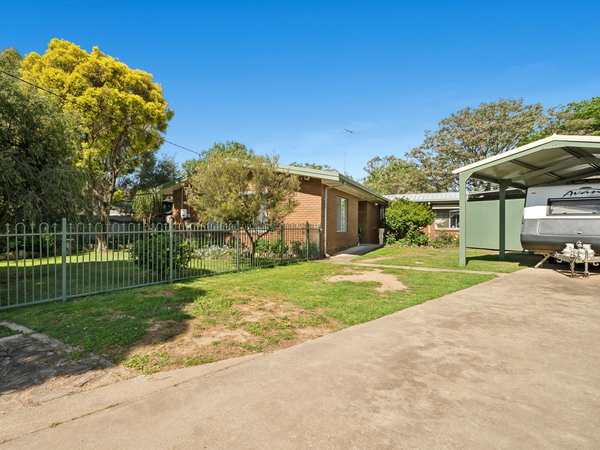 31 Helms Court, Benalla