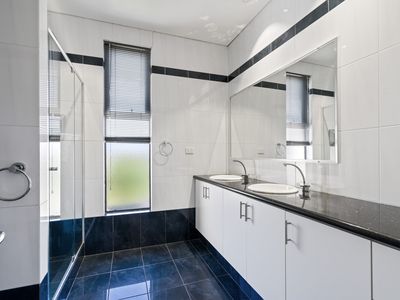 3 & 3a Throsby Street, Shelley