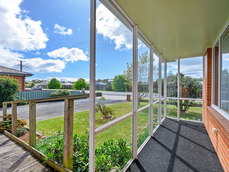 Real Estate Agent in Wynyard, Tasmania Sonya Baker Property