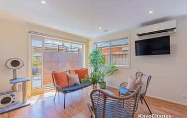 9 Heathcote Grove, Officer