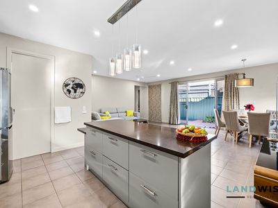 26 Dahlia Drive, Caroline Springs