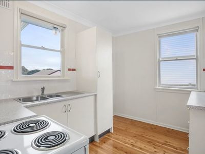 90 Lake Entrance Road, Mount Warrigal