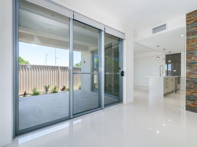 44 Blake Street, Southport