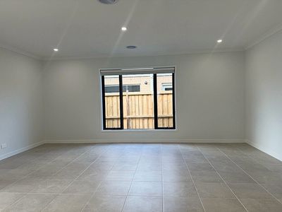 22 Wetherby Circuit, Lara