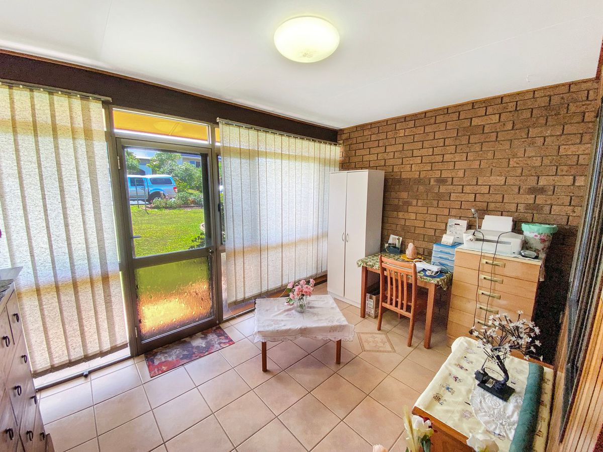 13 Pink Street, Atherton