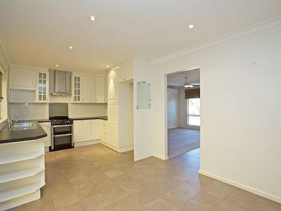 6/27 Scalby Street, Scarborough
