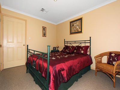 38 Azamor Drive, Boulder