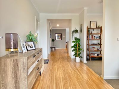 86 Spearmint Boulevard, Manor Lakes