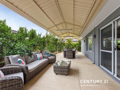 21 Pomera Drive, Byford