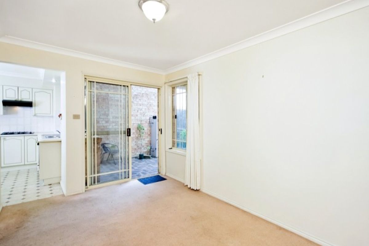 11 / 15 Koolang Road, Green Point