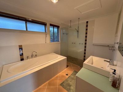 6 Mirool Street, Tamworth