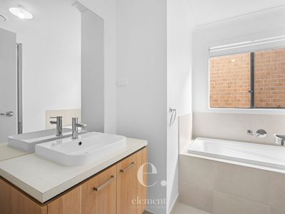 31 Kingston Drive, Lara