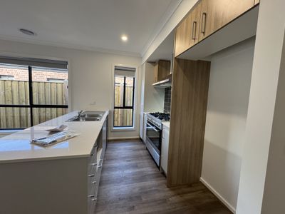 13 Duncliffe Road, Truganina