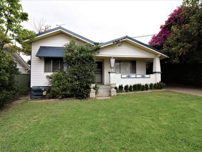 6 Park St, Seymour