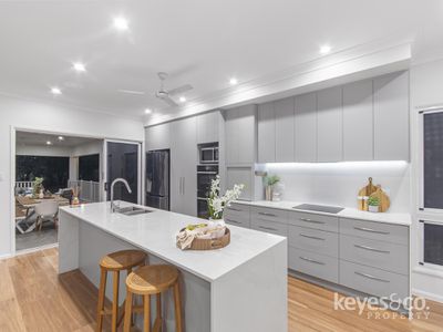 19 Springbrook Parade, Idalia