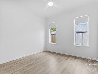 16 Aurora Crescent, Glass House Mountains