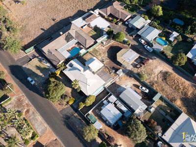 65 Foster St, Collie