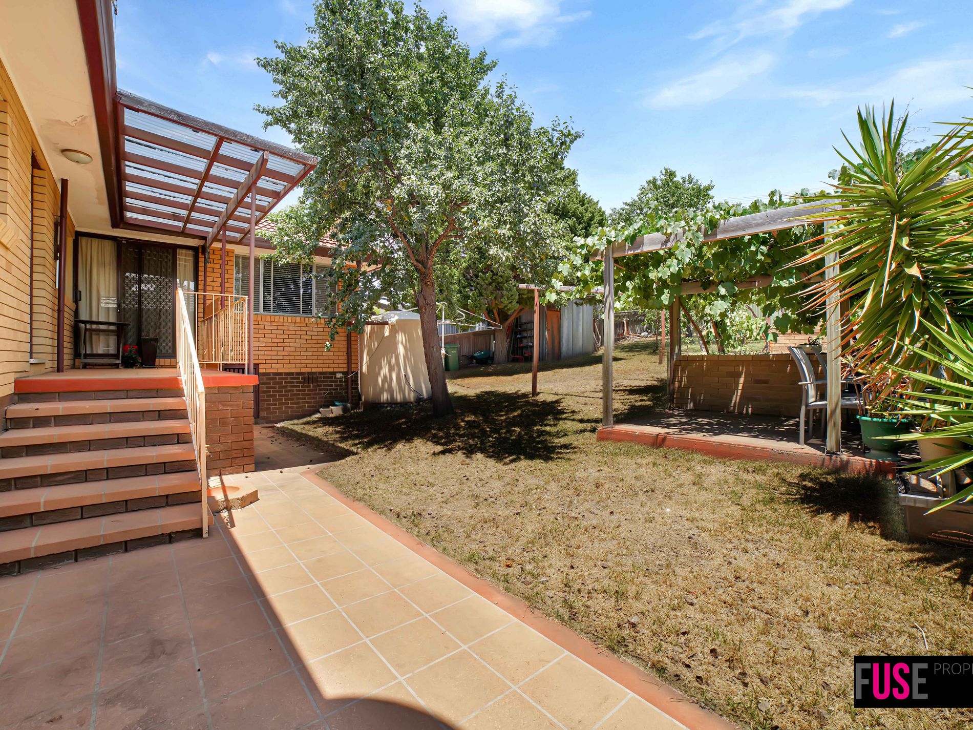 16 Fairmount Crescent, Karabar