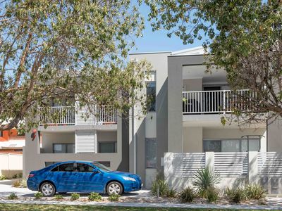 4/164 Baden Street, Joondanna