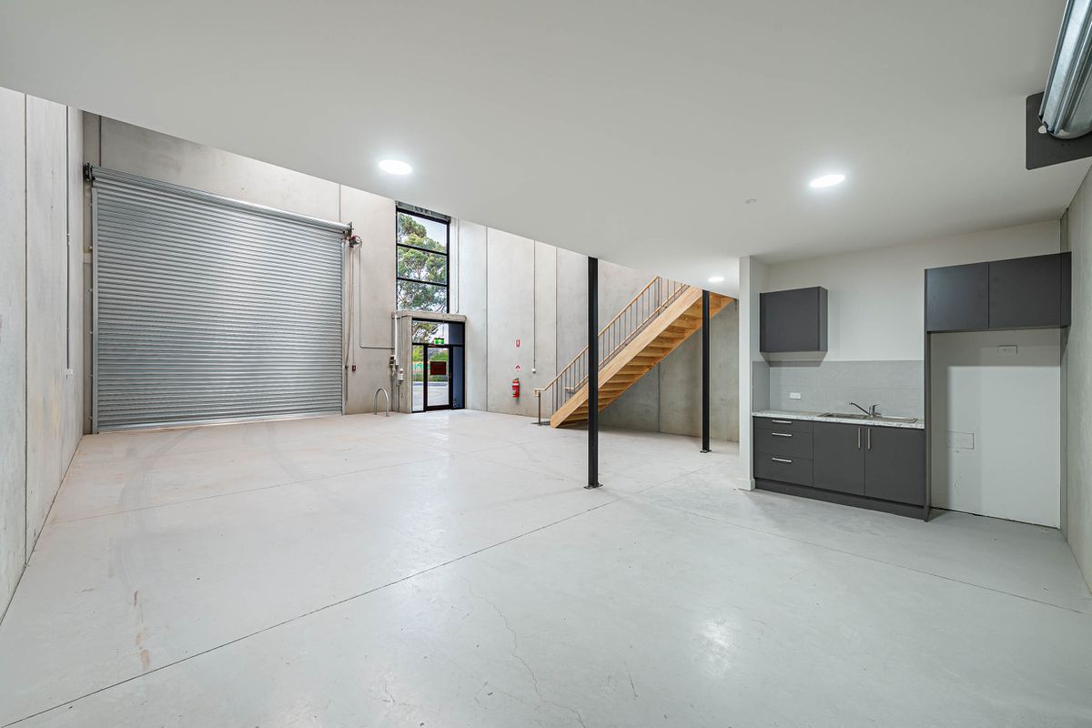 34 Moonah Circuit, Brooklyn