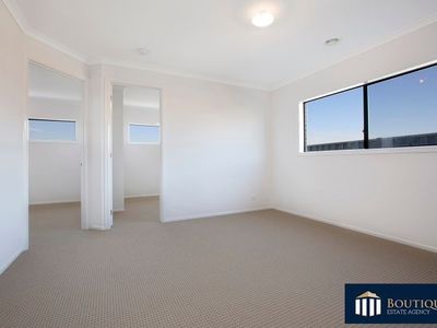 34 Canmore Street, Cranbourne East