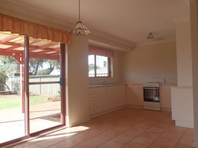 16 Pegasus Place, Dubbo