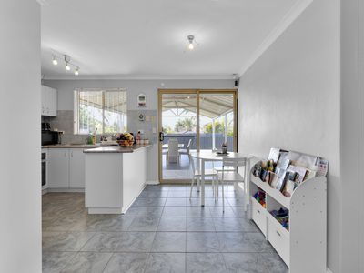 10 Redfox Crescent, Huntingdale