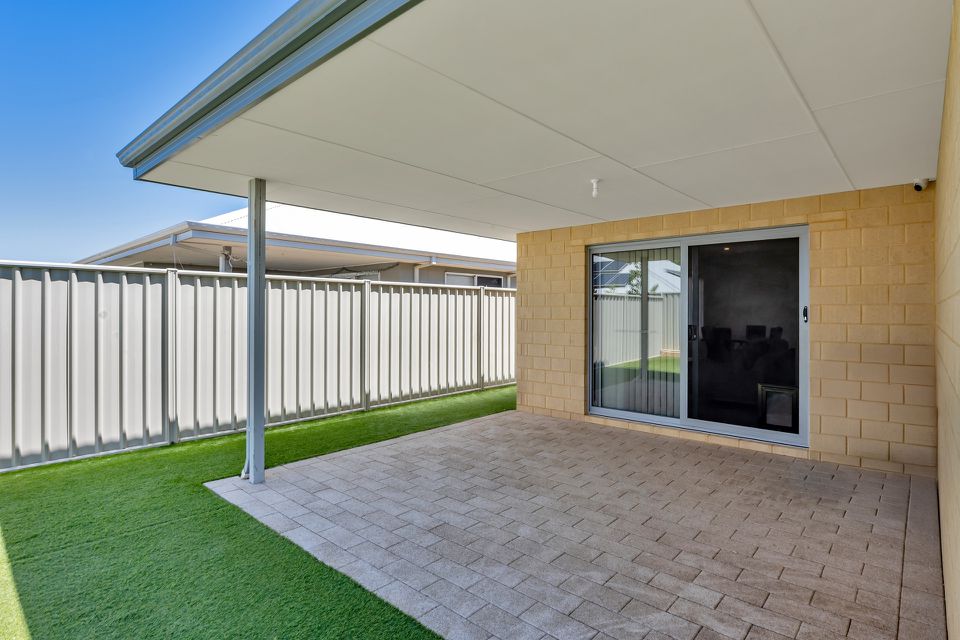 18 Yandal Way, Golden Bay