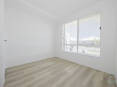 6b Gambier Gr, Eglinton