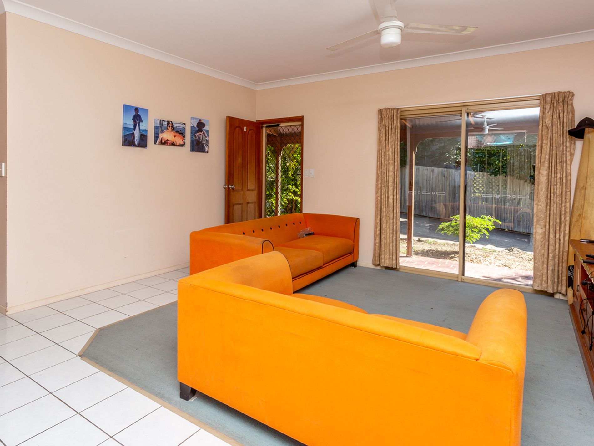 1 & 2 / 13 Eshelby Drive, Cannonvale