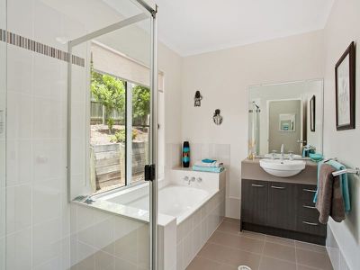 28 Lindfield Circuit, Noosaville