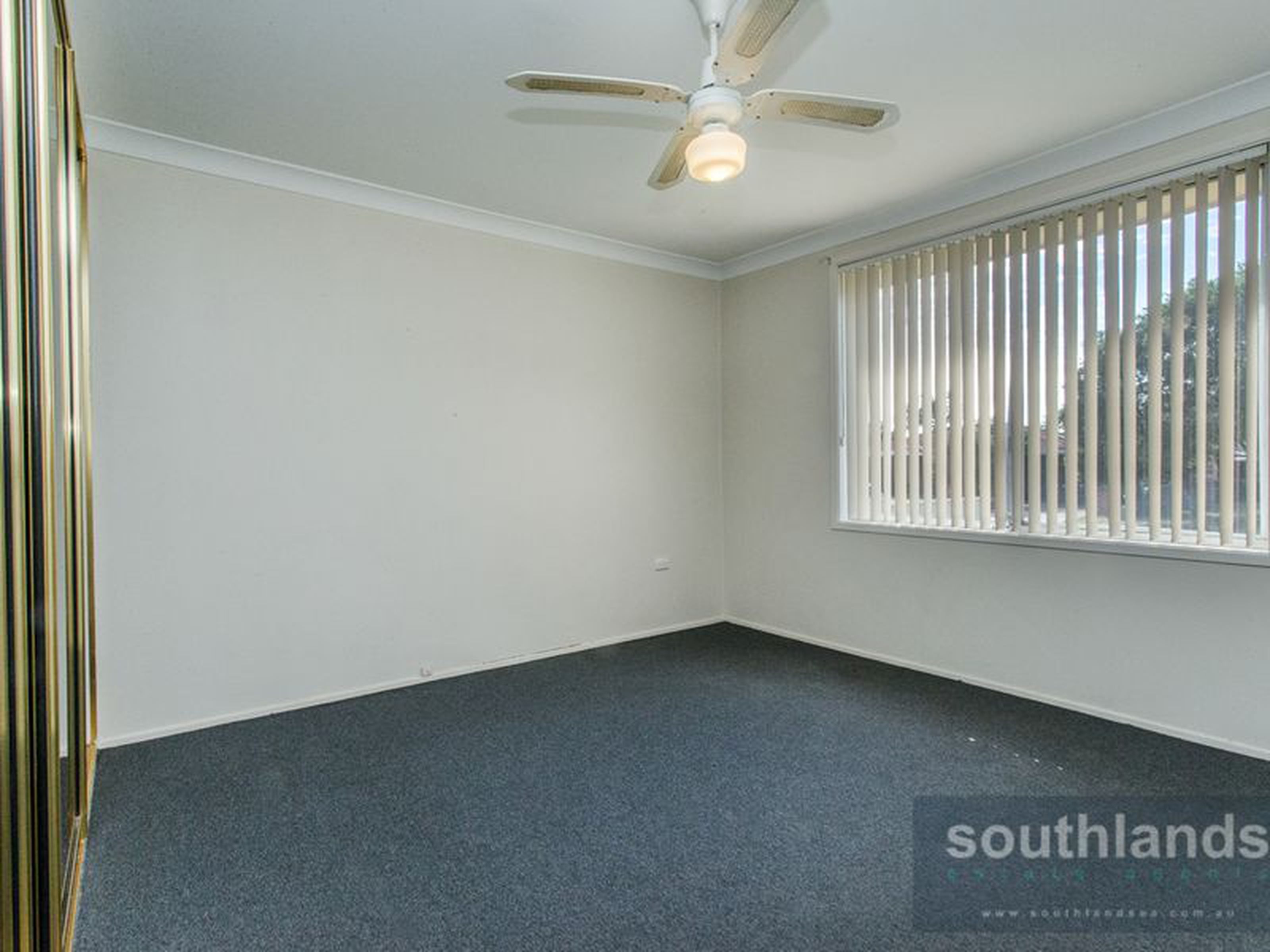 33 Carnation Avenue, CLAREMONT MEADOWS