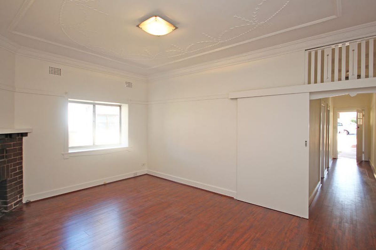 42 Sailsbury Street, Penshurst