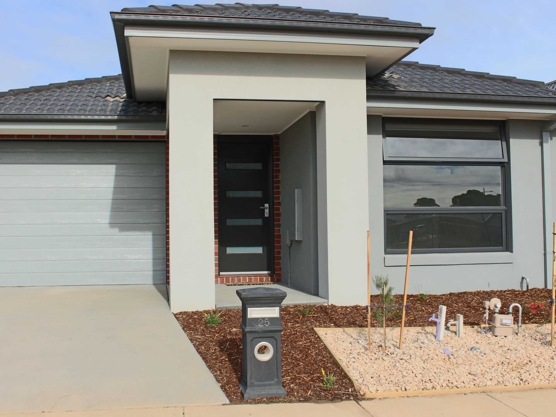 25 Larkspur Way, Charlemont