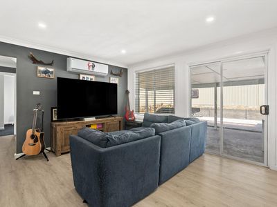 24 Peppermint Drive, Worrigee