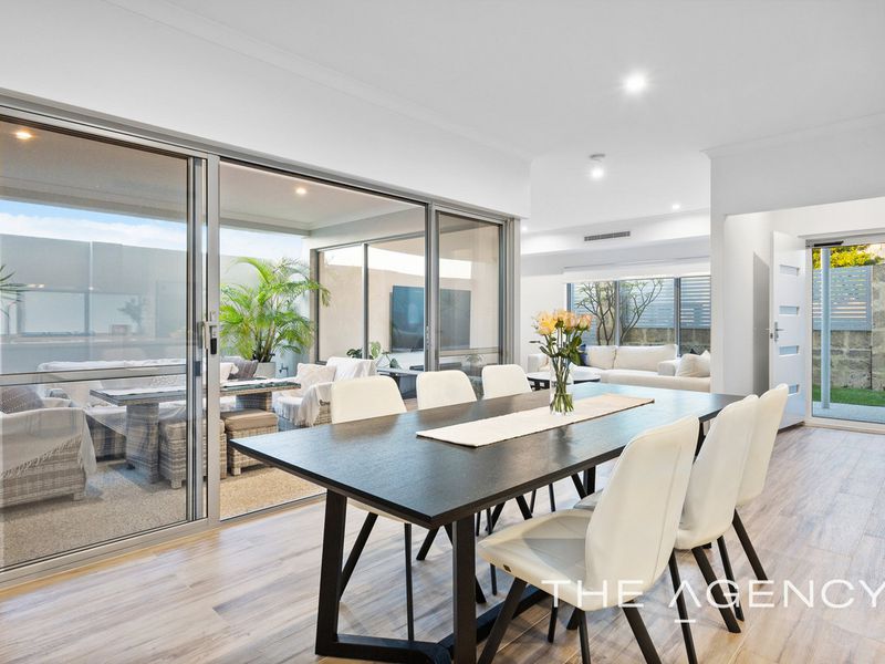 6 / 19 Perlinte View, North Coogee
