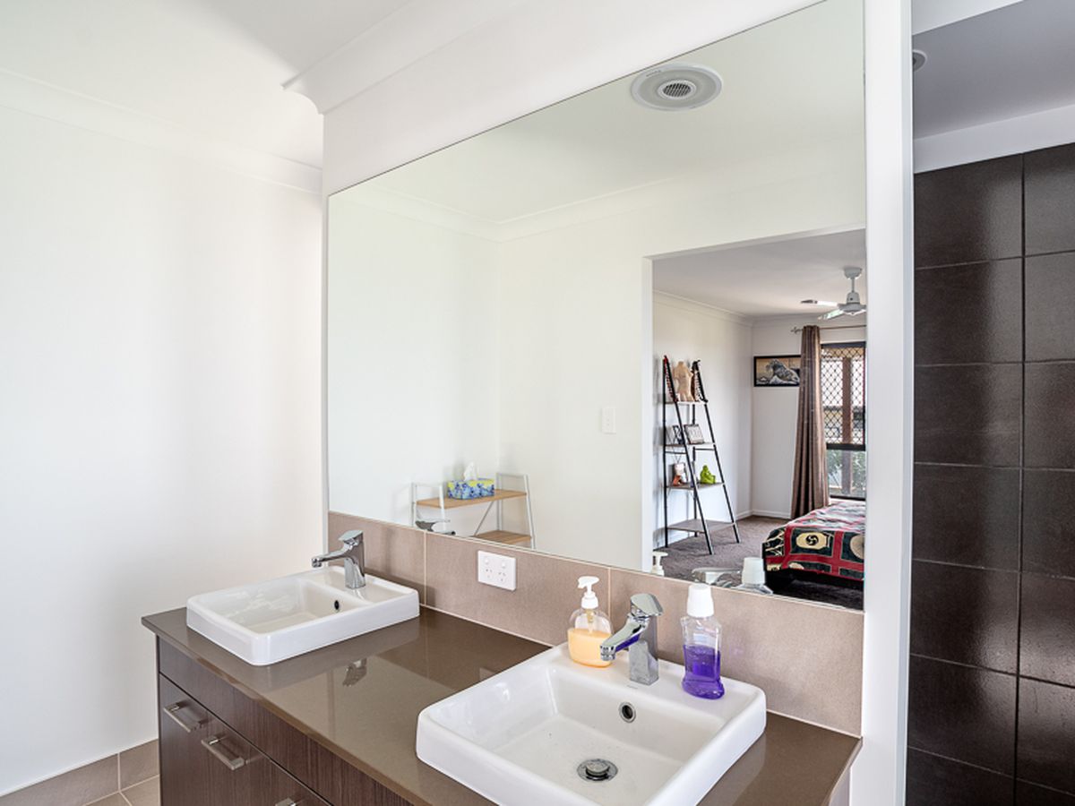 3 Woongoolbver Court, River Heads