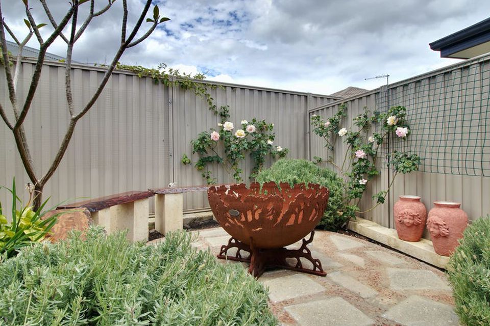 13 Icelandic Meander , Baldivis
