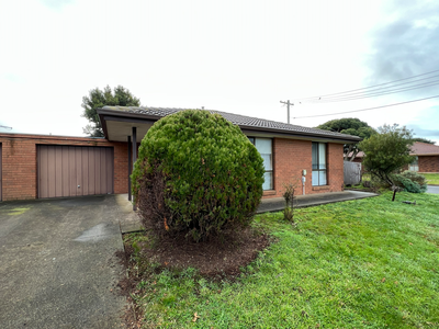 1 / 1 Canterbury Place, Werribee