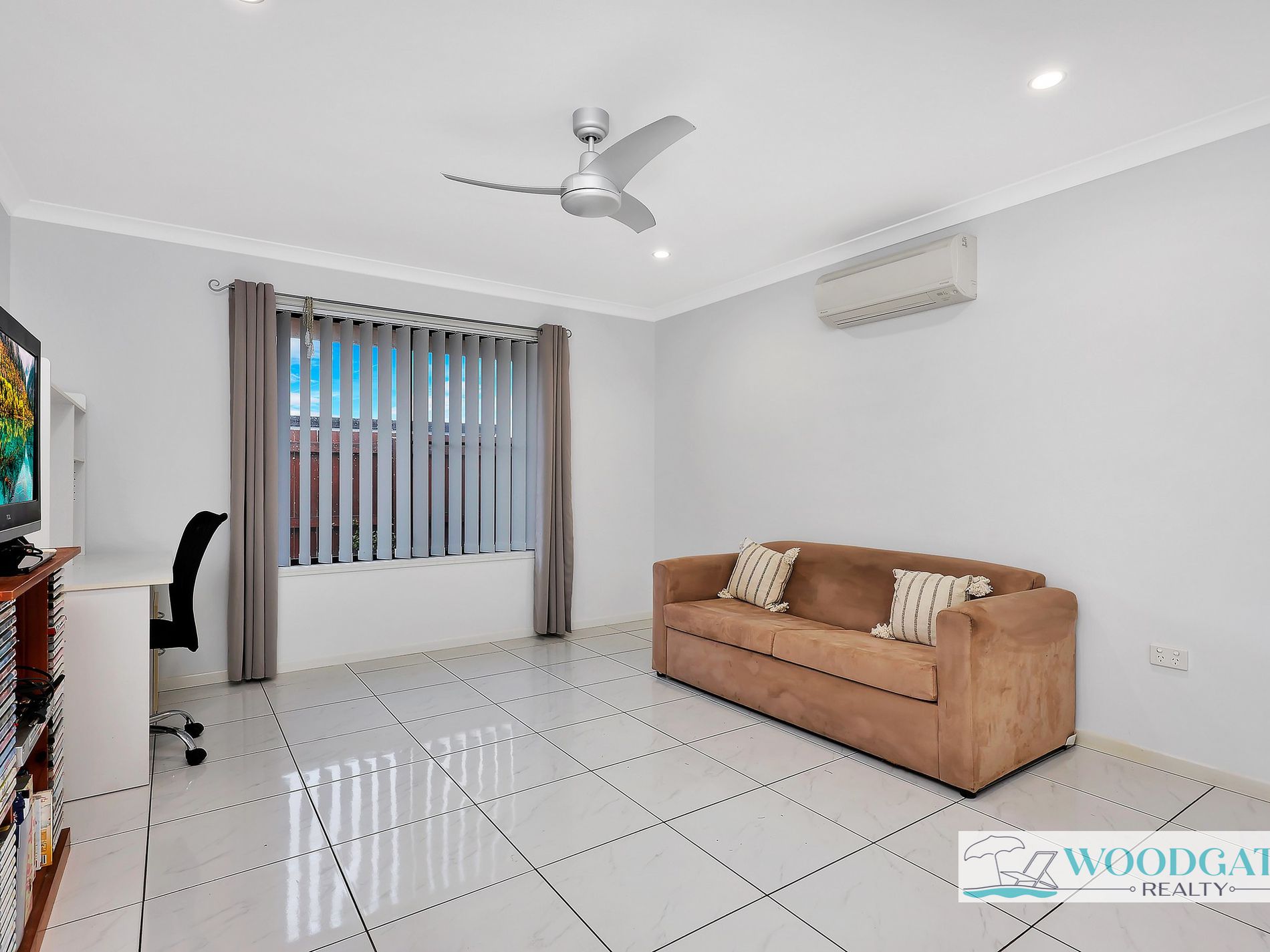 14 Whipbird Ct, Woodgate
