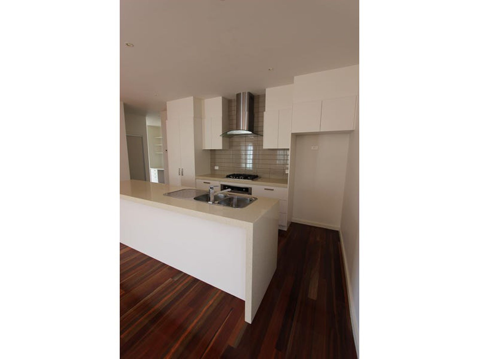 1 / 29 Leila Crescent, Bell Post Hill