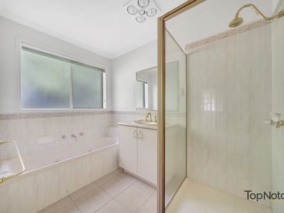 8 Bradman Terrace, Epping