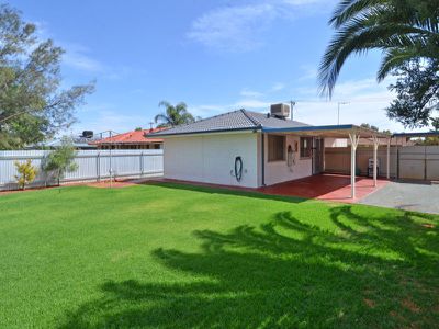 25 Wychitella Place, South Kalgoorlie