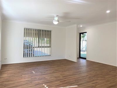 25 Quantock Court, Rochedale South